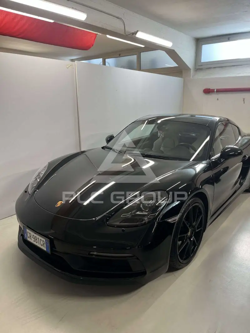 2024 Porsche Cayman