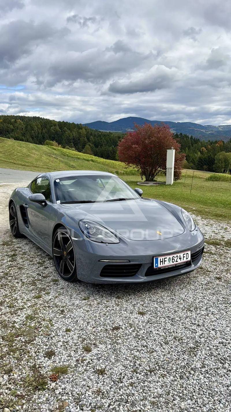 2024 Porsche Cayman