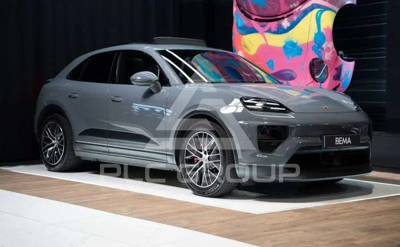 2024 Porsche MACAN
