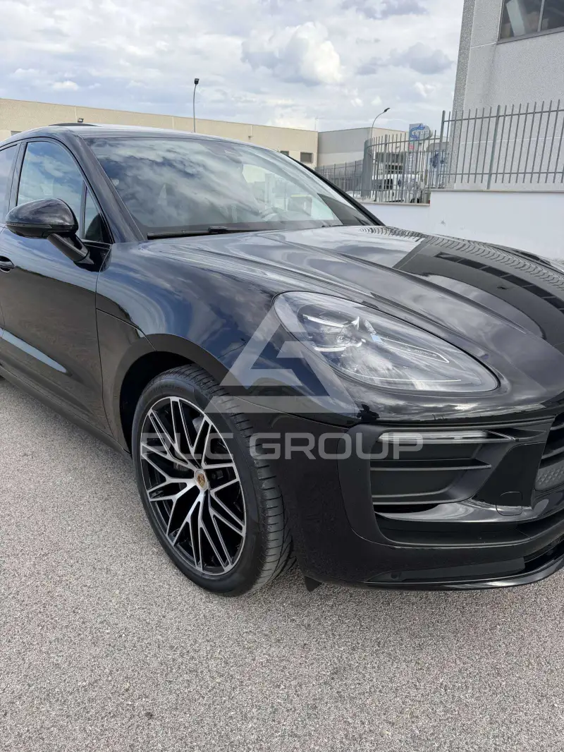 2024 Porsche MACAN