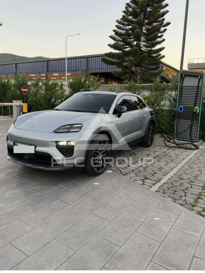 2024 Porsche MACAN