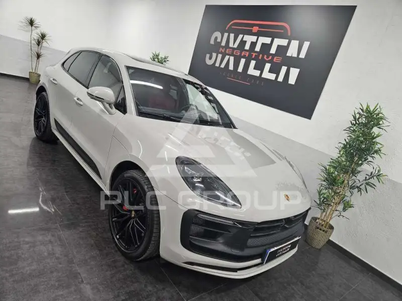 2024 Porsche MACAN
