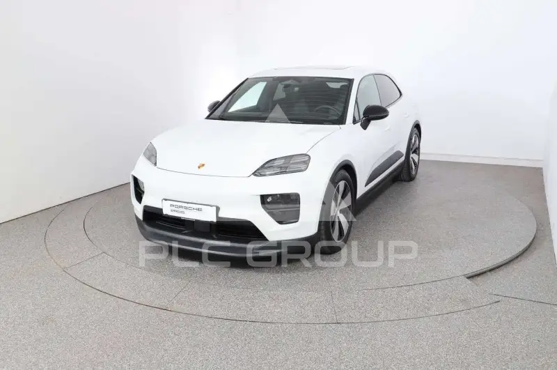 2024 Porsche MACAN