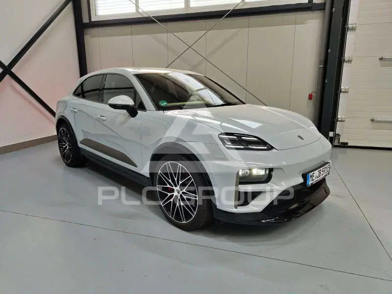 2024 Porsche MACAN
