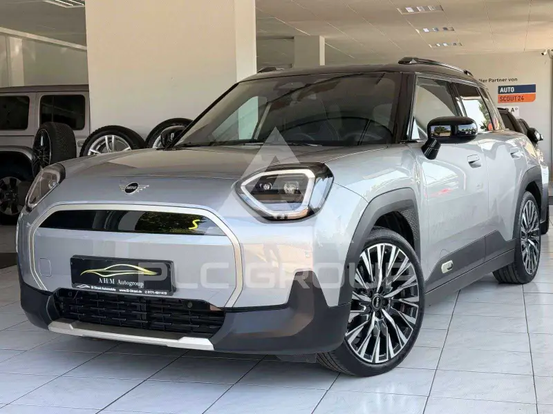 2024 Mini Paceman