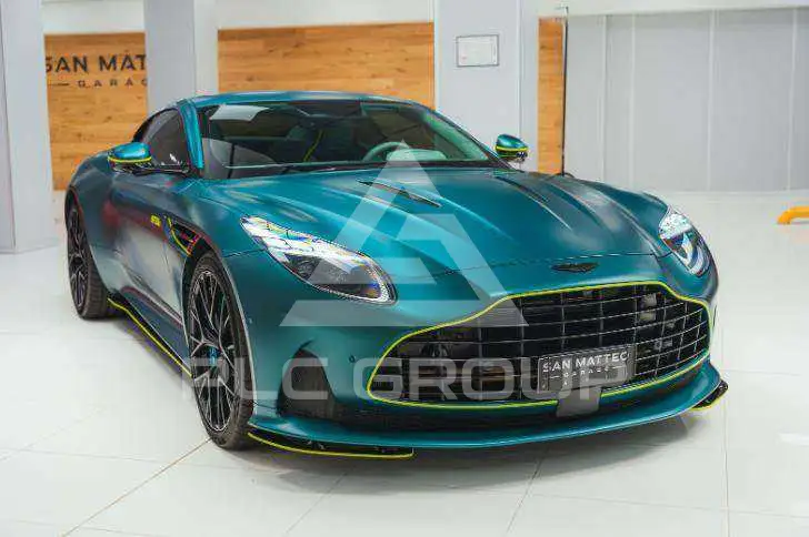 2024 Aston Martin DB12