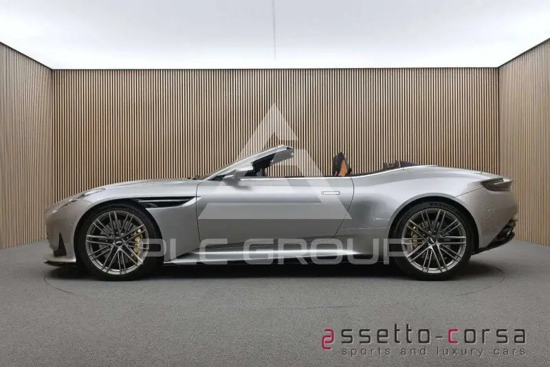 2024 Aston Martin DB12