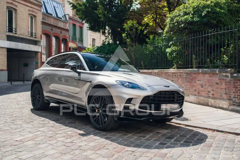 2024 Aston Martin DBX