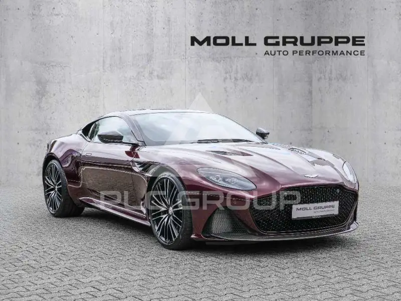 2024 Aston Martin DBS