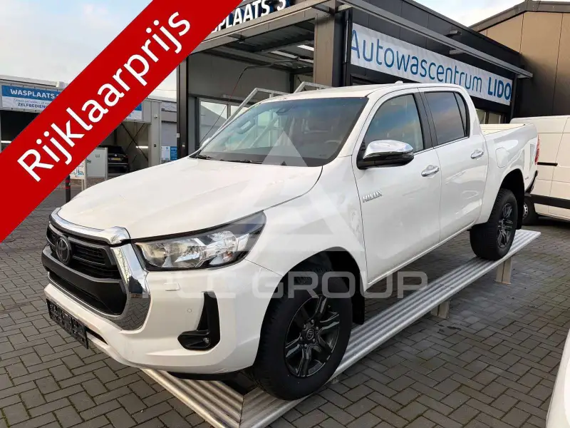 2024 Toyota Hilux