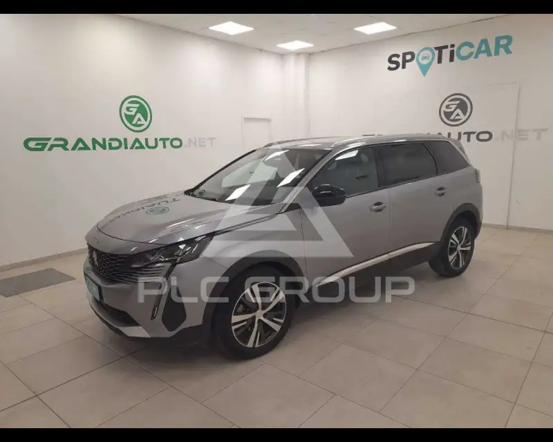 2024 Peugeot 5008