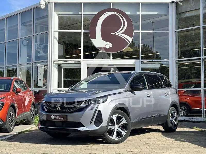 2024 Peugeot 5008