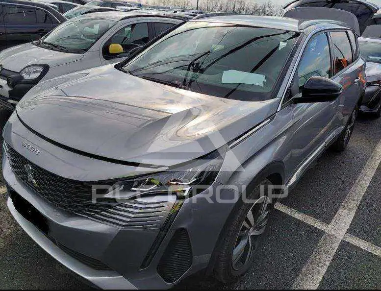 2024 Peugeot 5008