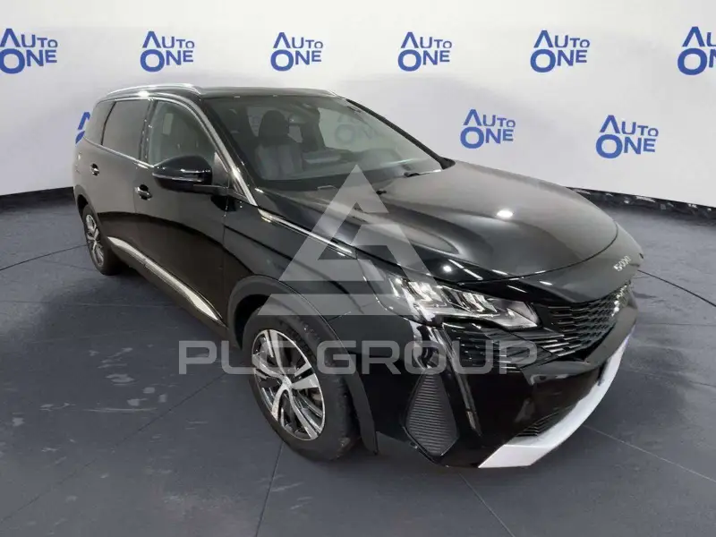 2024 Peugeot 5008