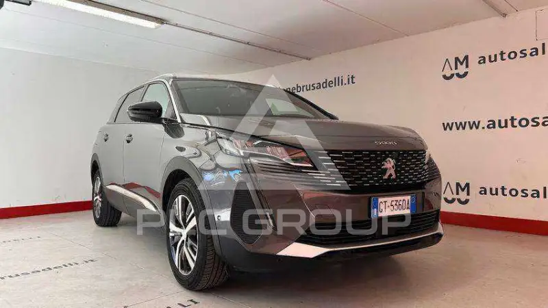 2024 Peugeot 5008