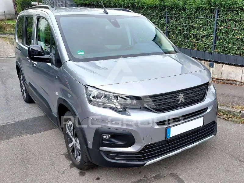 2024 Peugeot e-Rifter