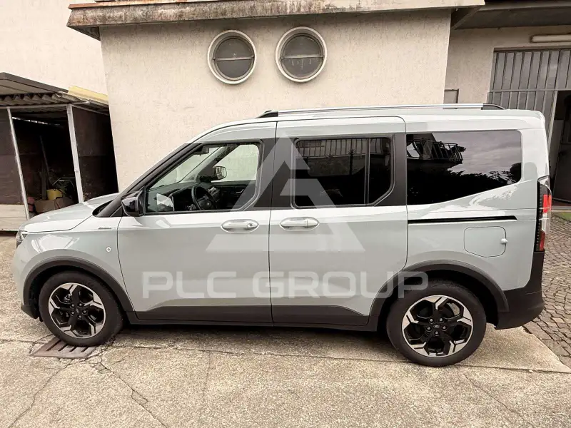 2024 Ford Tourneo