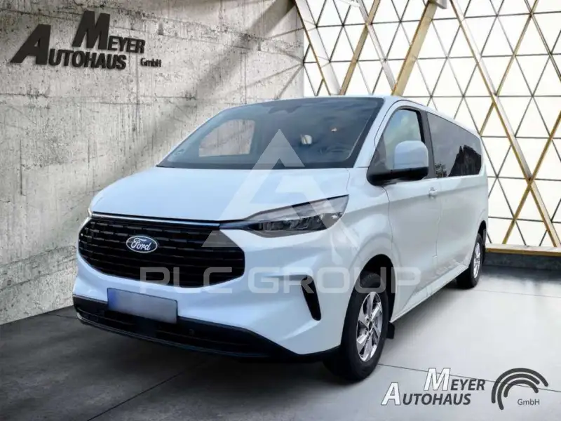 2024 Ford Tourneo