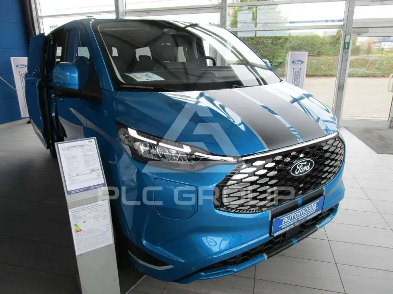 2024 Ford Tourneo