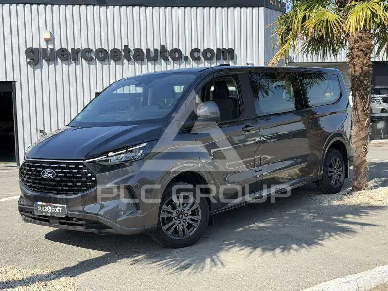 2024 Ford Tourneo