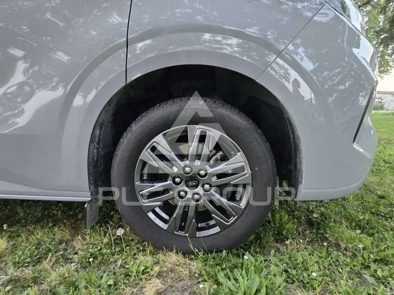 2024 Ford Tourneo