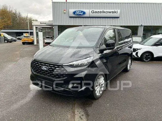 2024 Ford Tourneo
