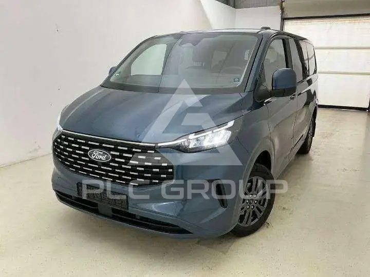 2024 Ford Tourneo