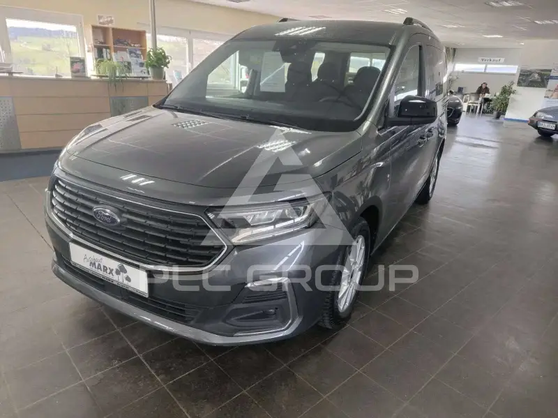 2024 Ford Tourneo