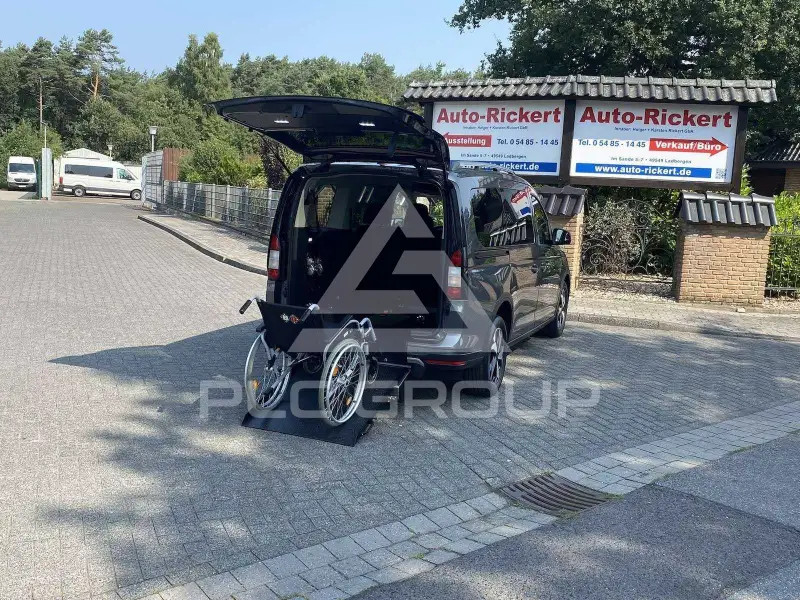 2024 Ford Tourneo