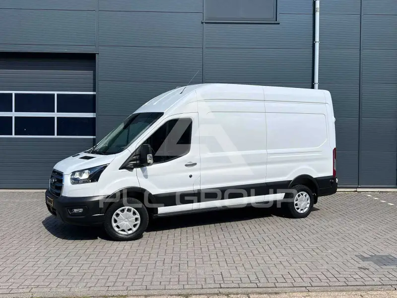 2024 Ford E-Series