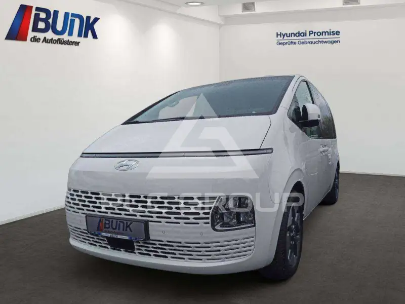 2024 Hyundai Staria