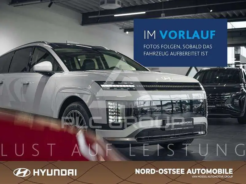 2024 Hyundai Staria