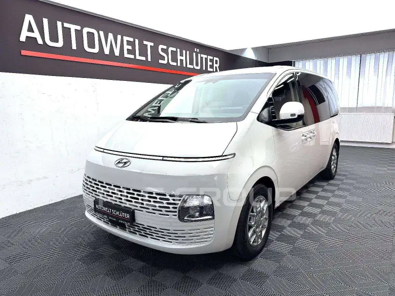 2024 Hyundai Staria
