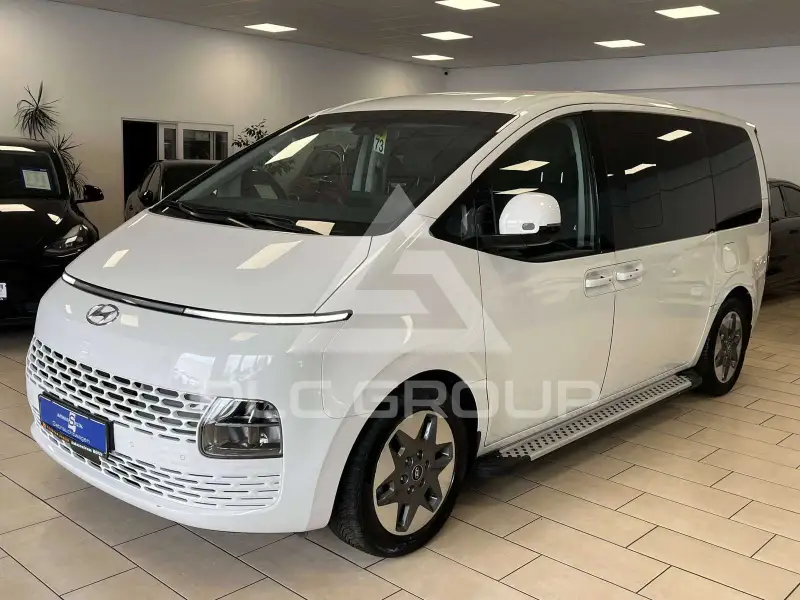 2024 Hyundai Staria