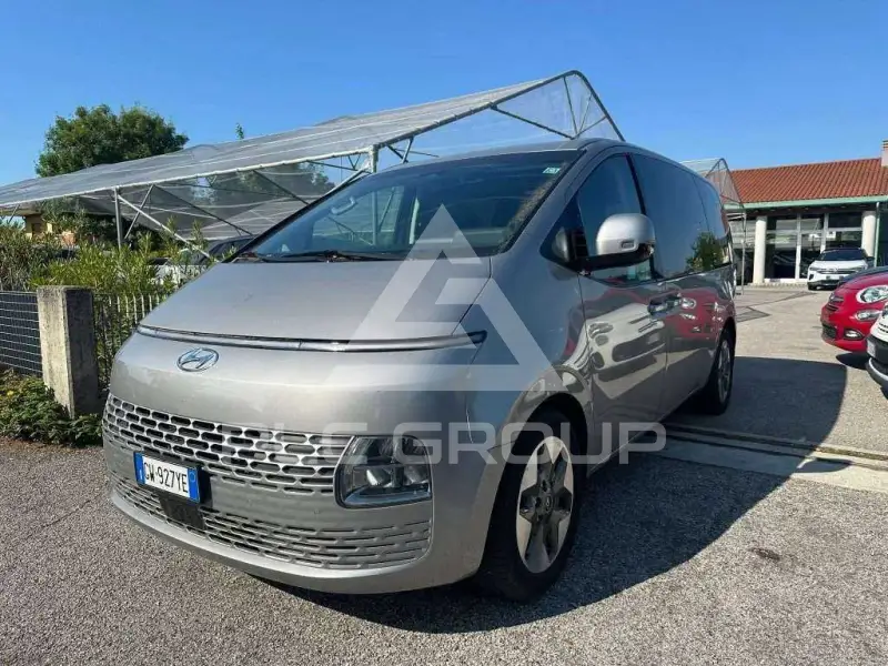 2024 Hyundai Staria