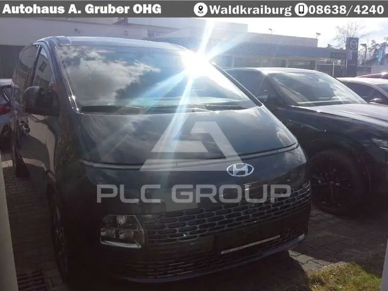 2024 Hyundai Staria