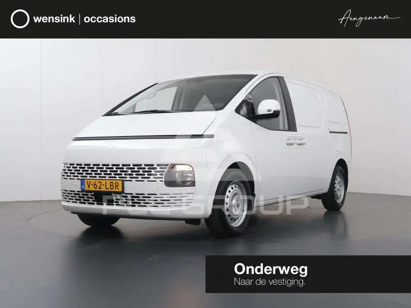 2024 Hyundai Staria
