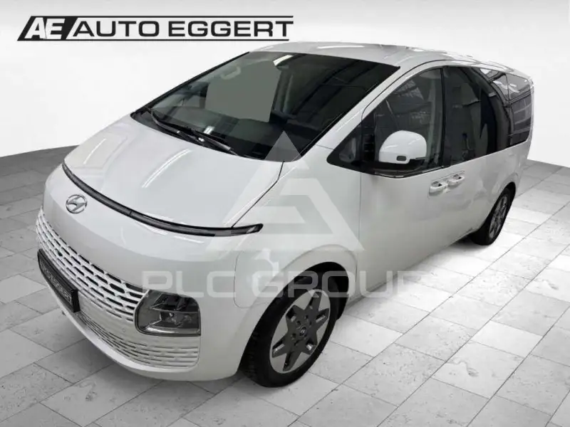 2024 Hyundai Staria