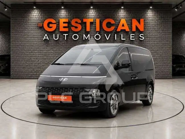 2024 Hyundai Staria