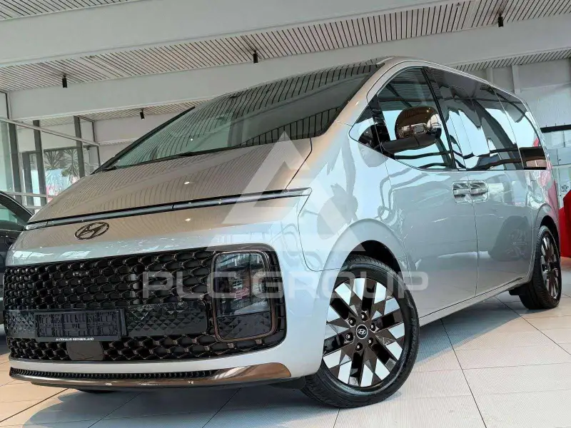 2024 Hyundai Staria
