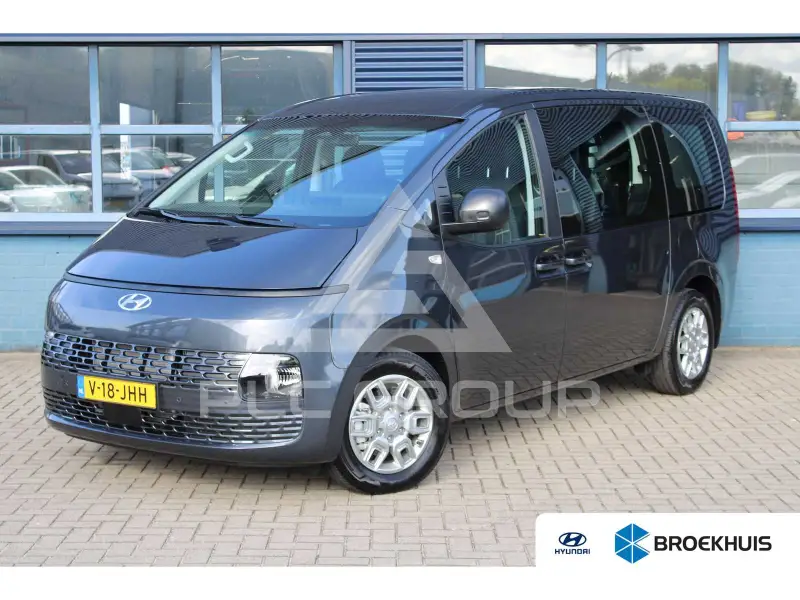 2024 Hyundai Staria