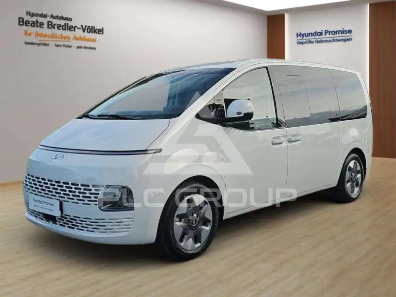 2024 Hyundai Staria