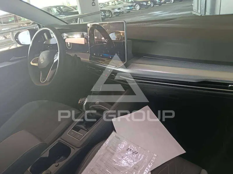 2024 Volkswagen GOLF
