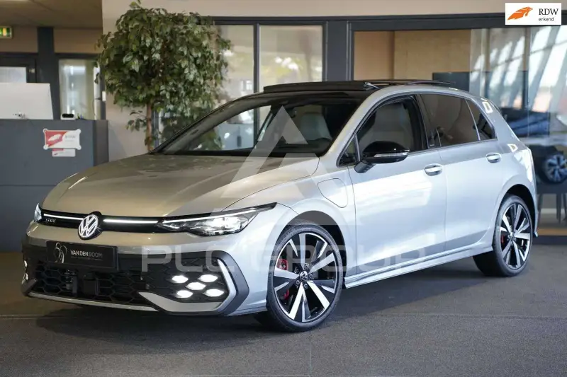 2024 Volkswagen GOLF