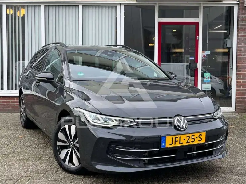 2024 Volkswagen GOLF