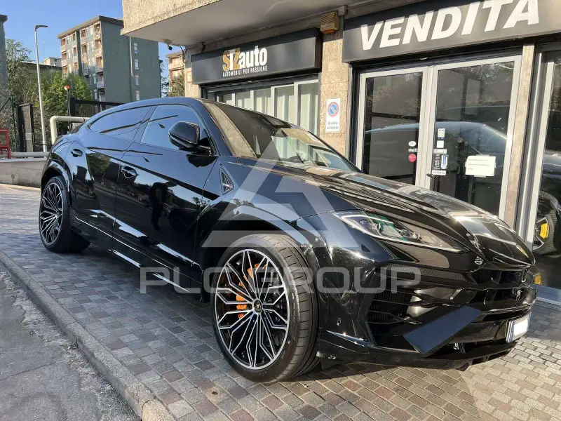2024 Lamborghini Urus