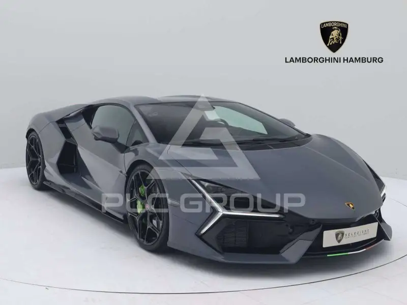 2024 Lamborghini Revuelto