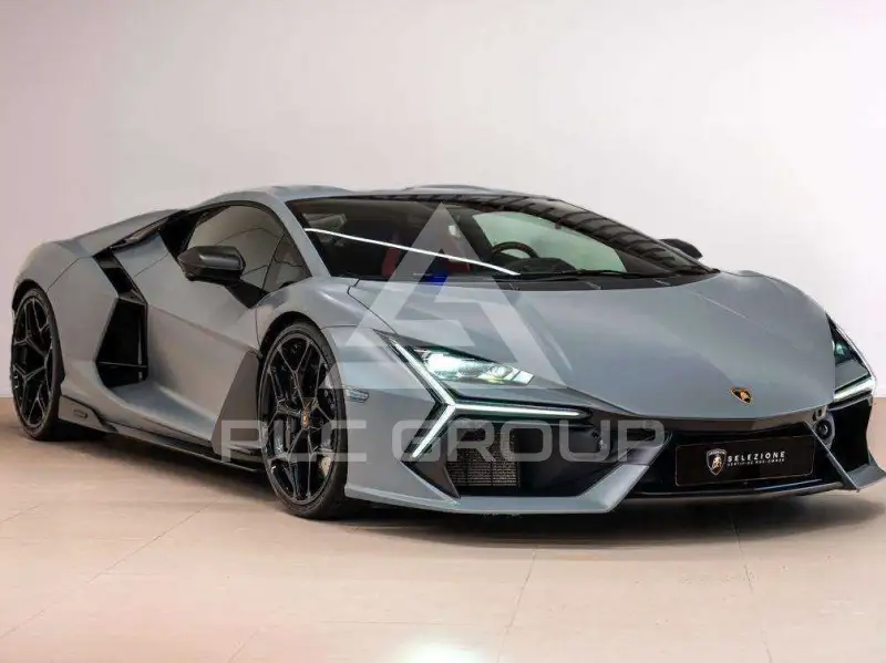 2024 Lamborghini Revuelto