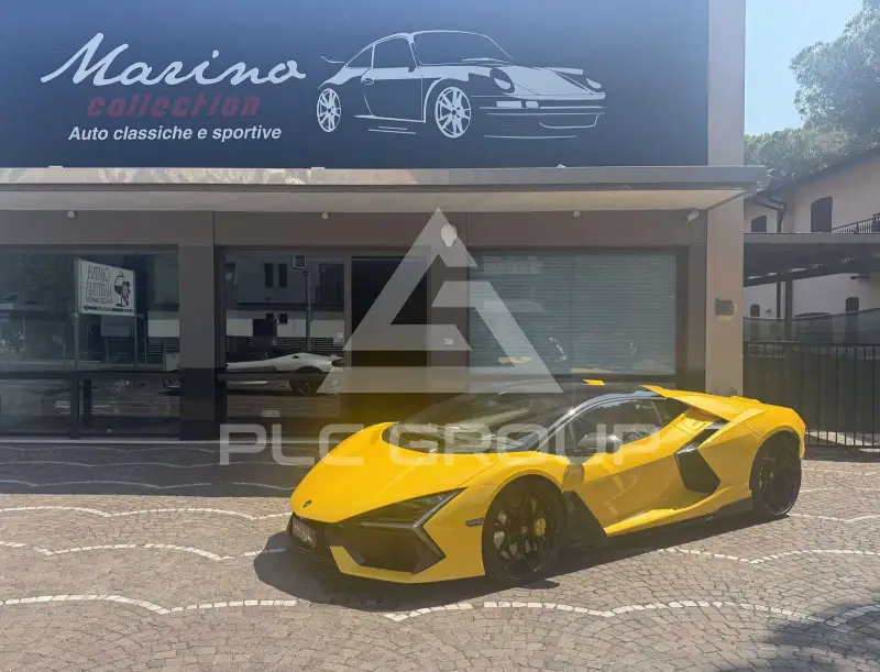2024 Lamborghini Revuelto