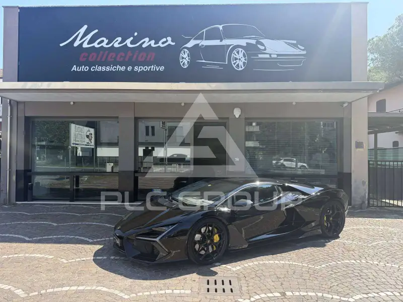 2024 Lamborghini Revuelto